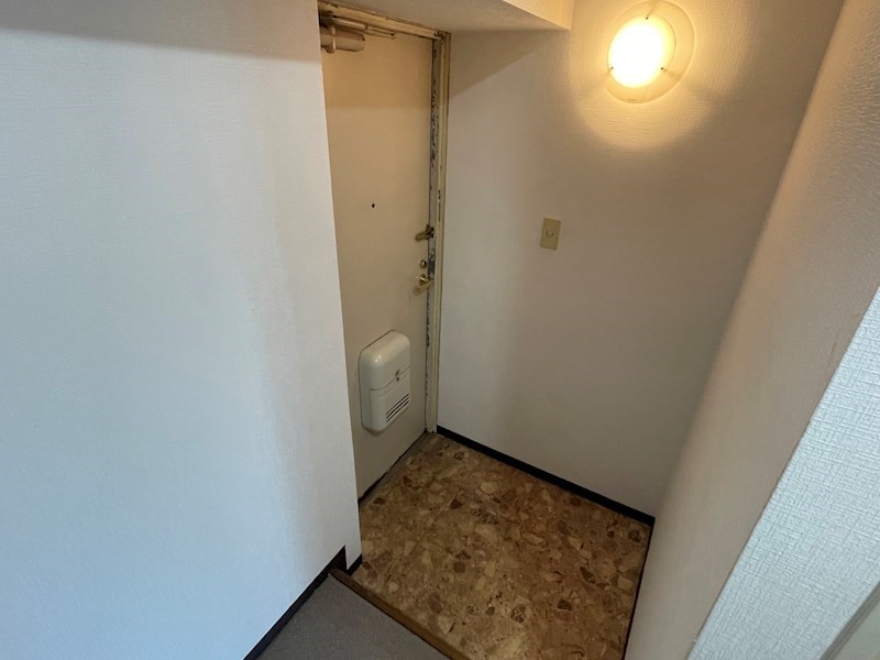 パペーテ千住新橋 玄関