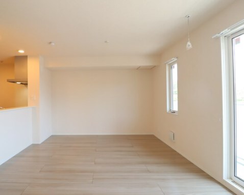 クロノス リビング