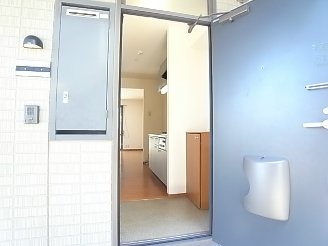 エントピアＢ 玄関