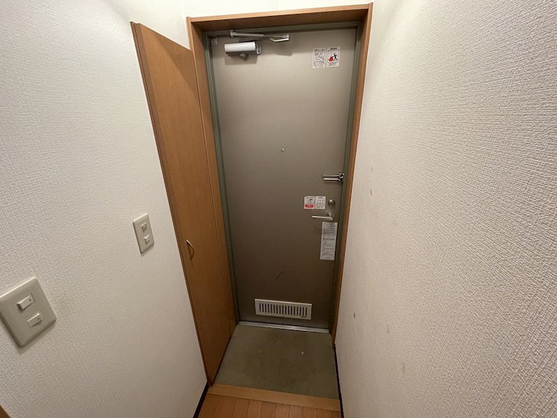 セレ西尾久 玄関