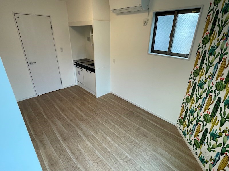 ランド・16足立2丁目  リビング