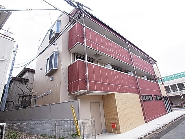 フローラ・五香 301号室 外観