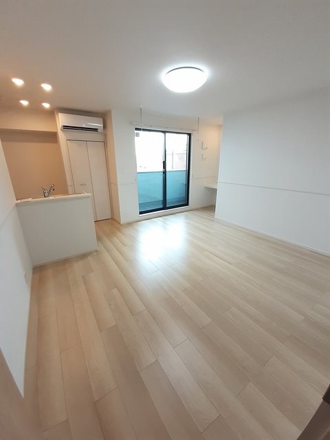 クローバーヒルズ リビング