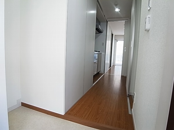 リブリ・柏中央 玄関