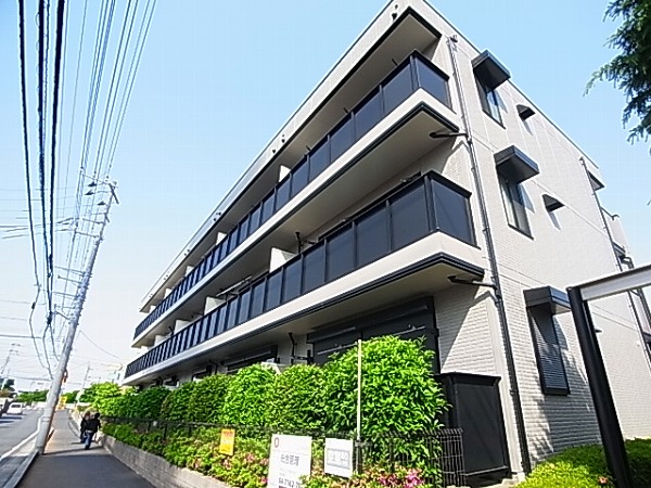 セレニティーホームズA 305号室 外観