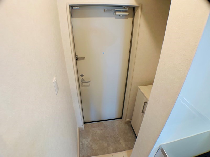 エブリワン・SS 玄関