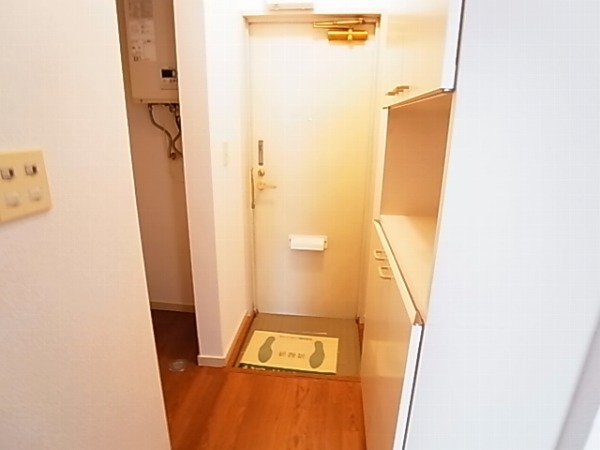 エステートピアグレイス 玄関