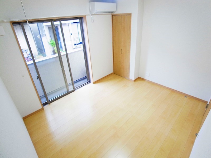 ウエストガーデン六町 リビング