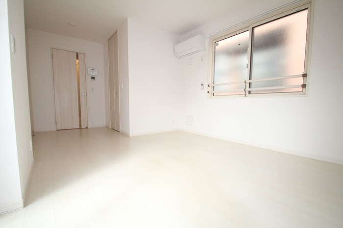 ルピナス8 リビング