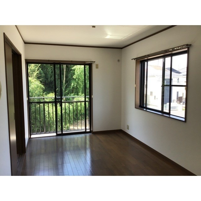 メゾン・ラフィーネⅡ リビング