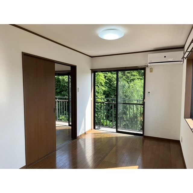 メゾン・ラフィーネⅡ リビング