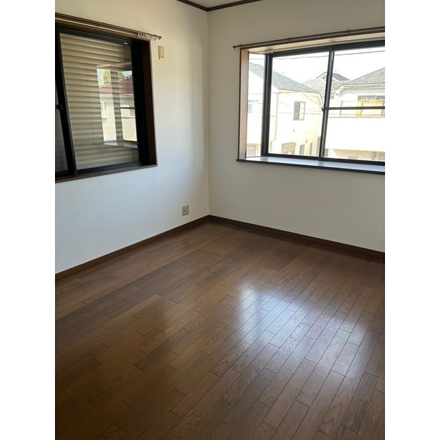 メゾン・ラフィーネⅡ ベッドルーム