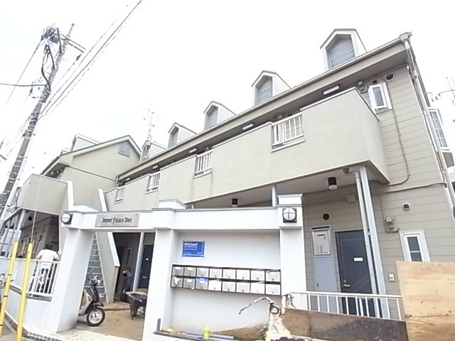 ジュネパレスシオン 202号室 外観