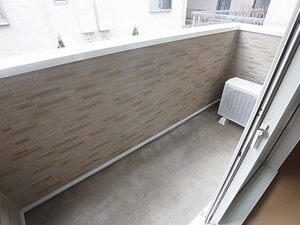 プレッソ・ヴィアーレⅠ ベランダ