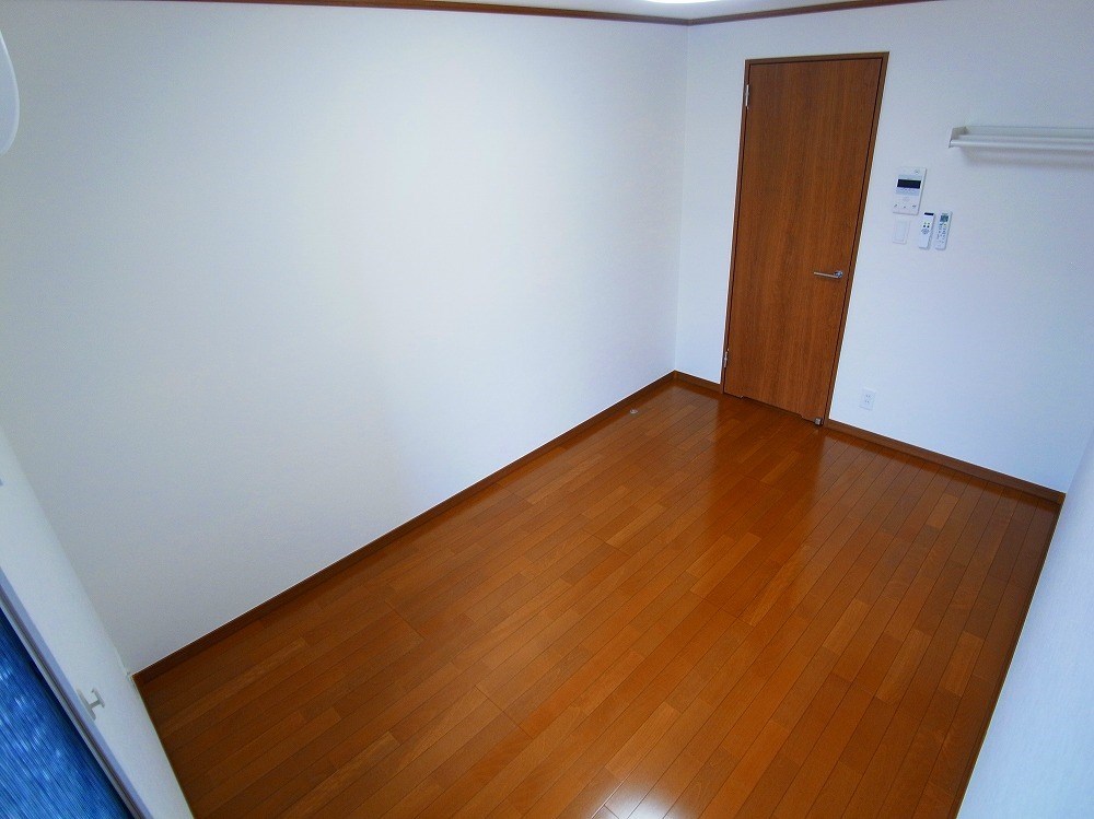 マーレ梅島 リビング