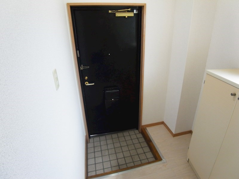 エーデルブルーメ内匠 玄関