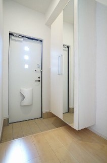 エアリーフォレスト A棟 玄関