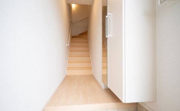 エアリーフォレスト A棟 玄関