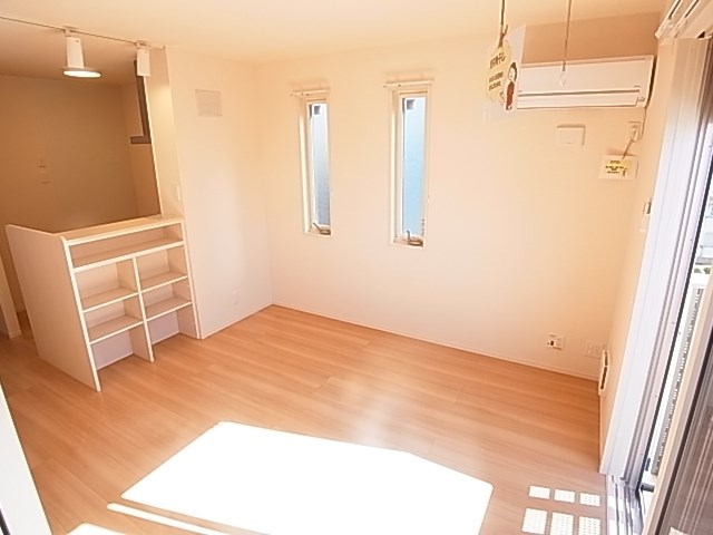 パリス リビング