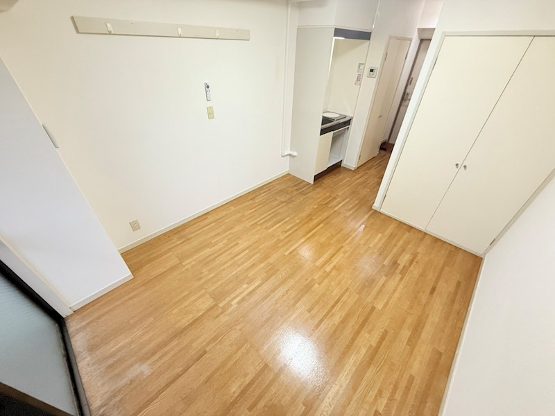 ホワイトシティ ベッドルーム