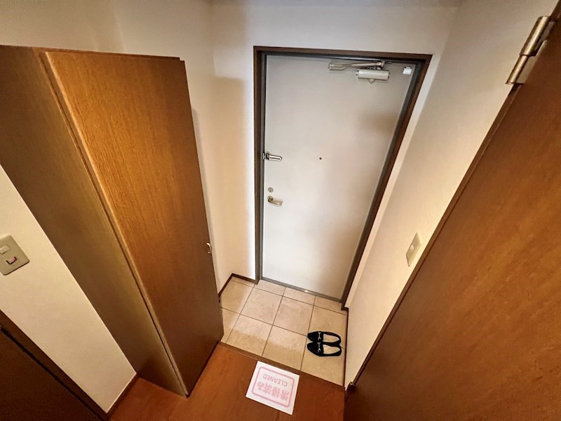 プラーサ・シアン・サージュ 玄関