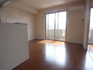 リバーサイドヴィラ　ハピネス リビング