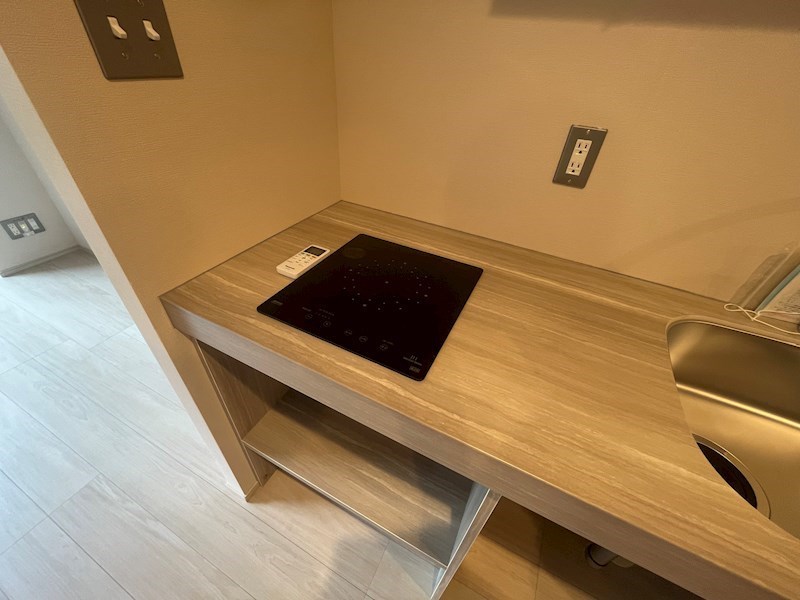 ART APARTMENT IN Ootaka-no-Mori キッチン