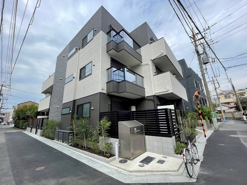 Tre　Court　Kitasenju 外観