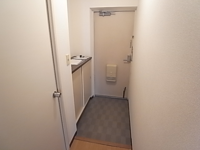 第６パールメゾン海老原 玄関