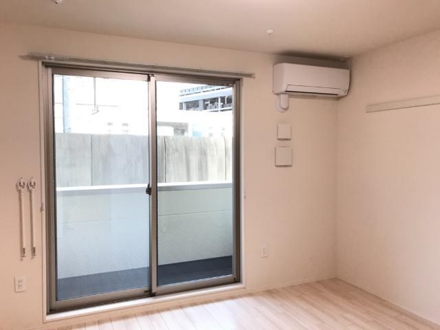 アルバーロ　イーリス リビング