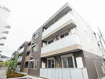 アゼリア松戸 210号室 外観