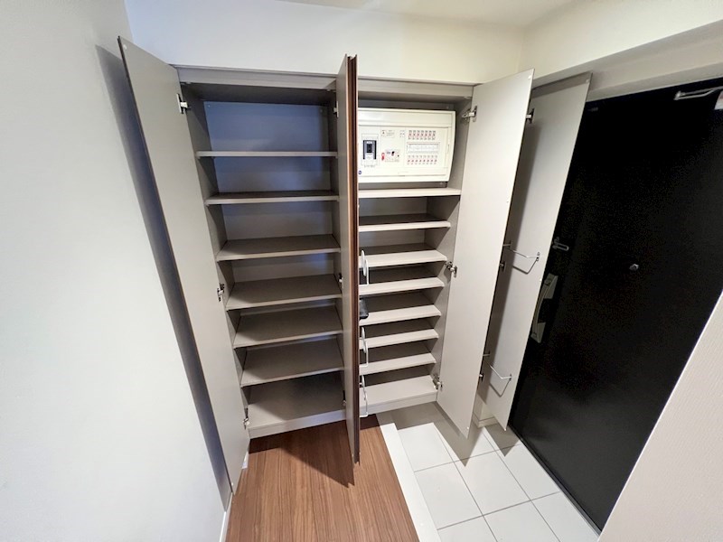 クリオ見沼代親水公園 玄関