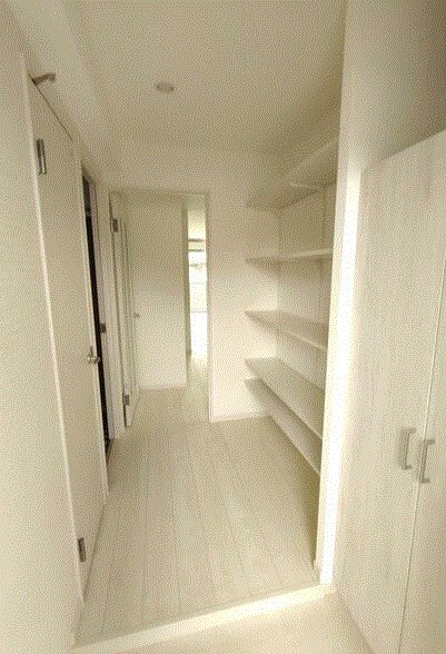 ＳＫビル九番館 玄関