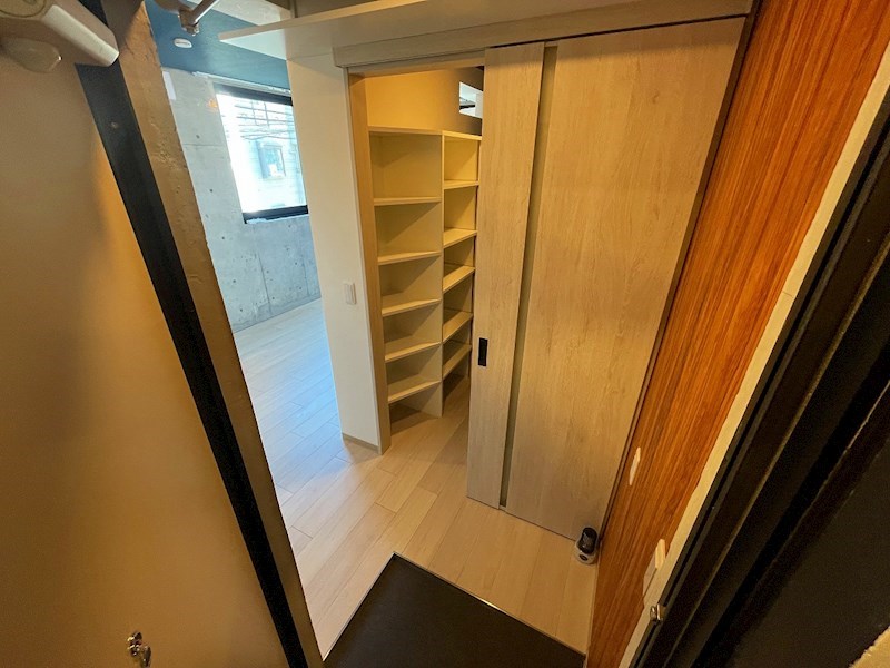 ヴェスパーマティーニ亀有 玄関