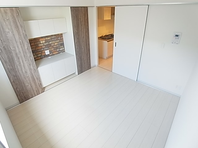 リブリ・フローライト リビング