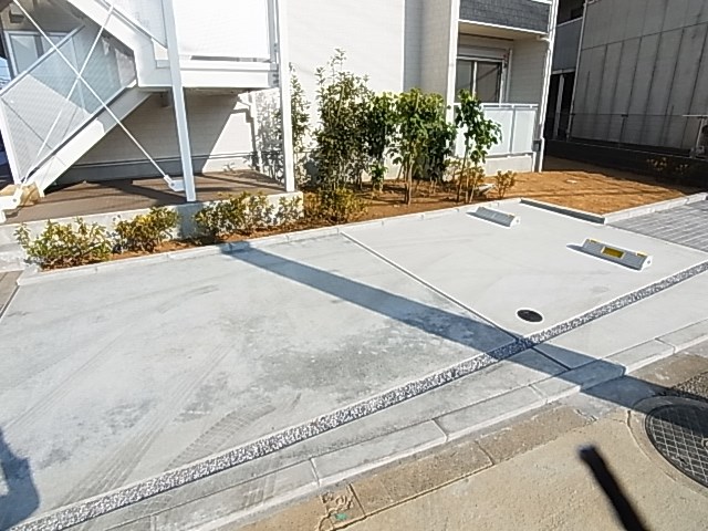 リブリ・サントノーレ 駐車場