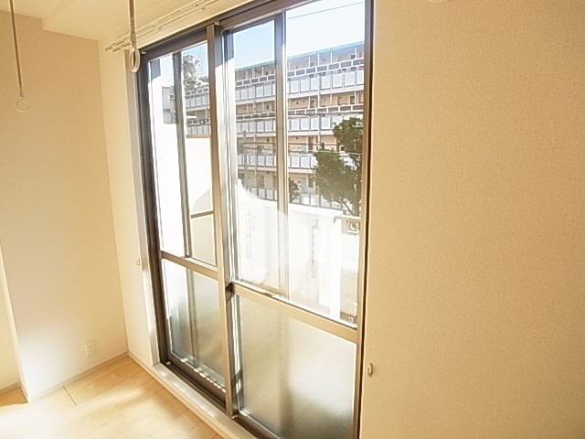 ＨＥＬＩＯＳ　ＢＵＲＧ その他14