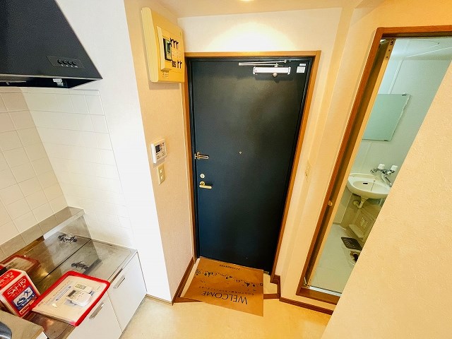 ベルメゾン南千住  玄関