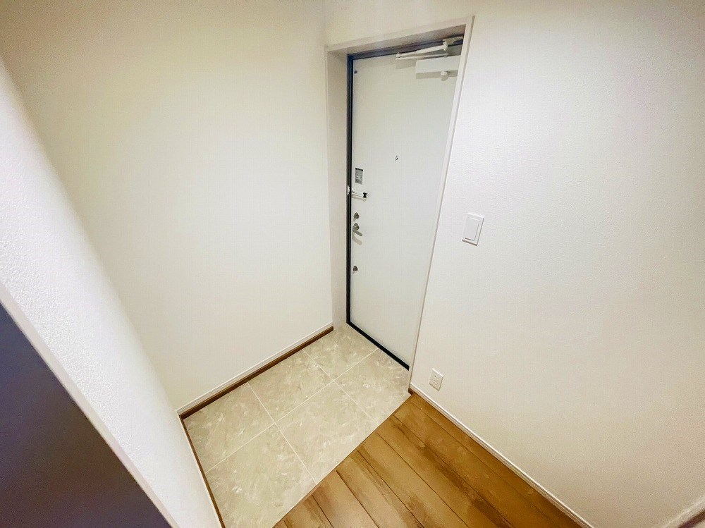 リーブルファイン八潮中央１号棟 玄関