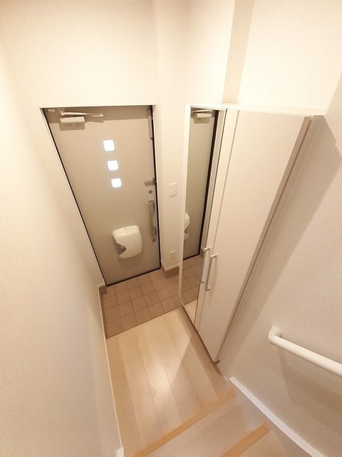 ＩＳＯＬＡ　～イゾラ～ 玄関