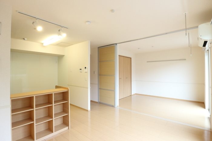 オ・ソレイユABIKO リビング