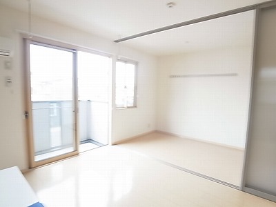 メゾンローレル Ⅰ ベッドルーム