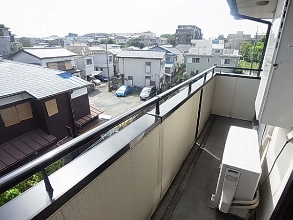 グリーンヴァレー葉山  ベランダ