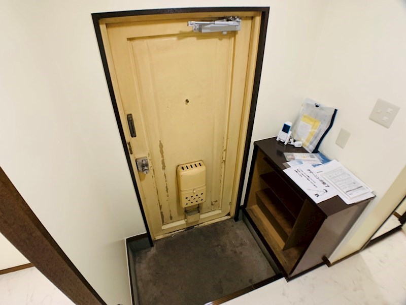 コーポラスオネスト 玄関