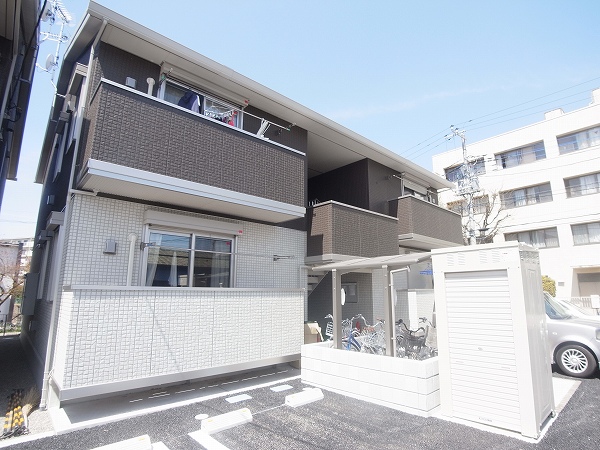 ペンブローク 202号室 外観