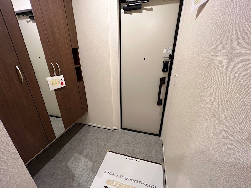 ハイピクチャー　A棟 玄関