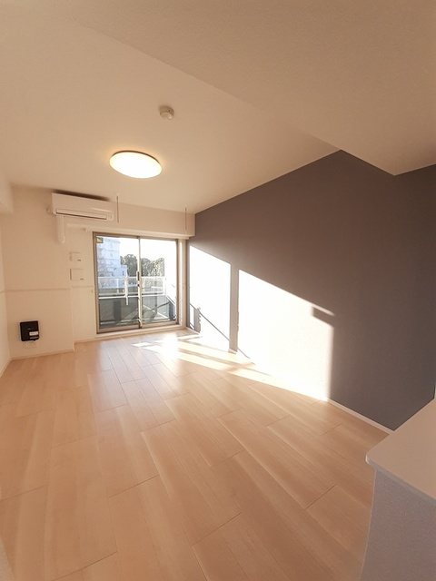 ラピスラズリ リビング