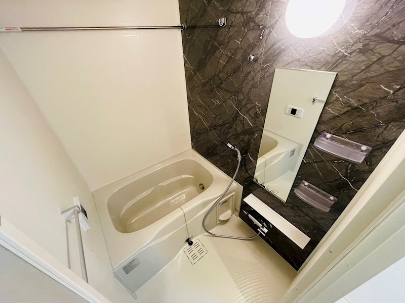 ラピスラズリ 風呂画像