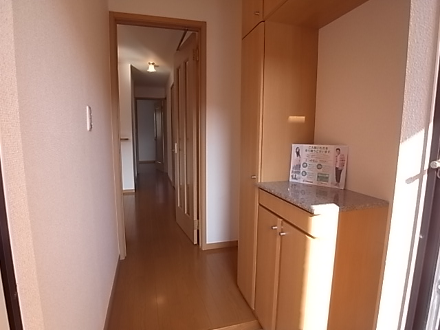 ラフレシール 玄関