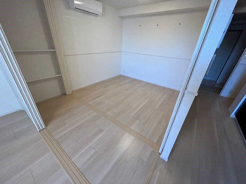 コントレイル ベッドルーム